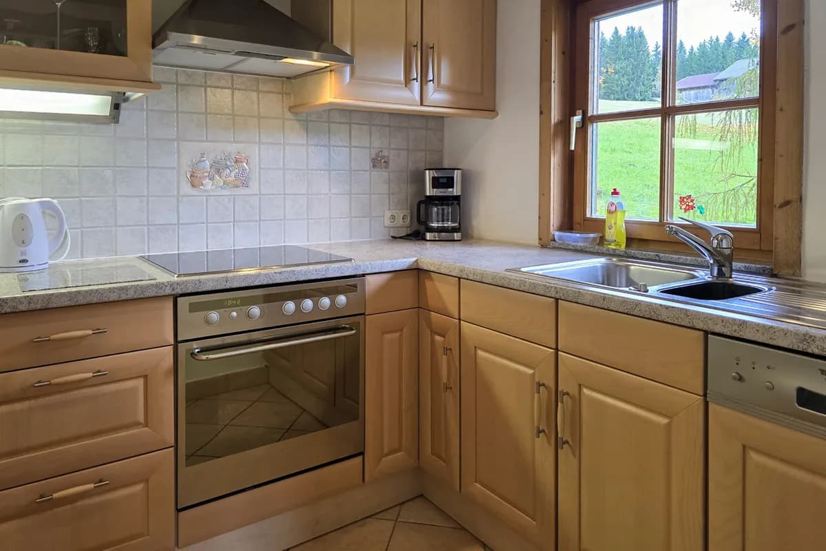 6-Zimmer-Wohnung mieten in Kitzbühel – 144 m², € 2.900 – Bild 6 von 12