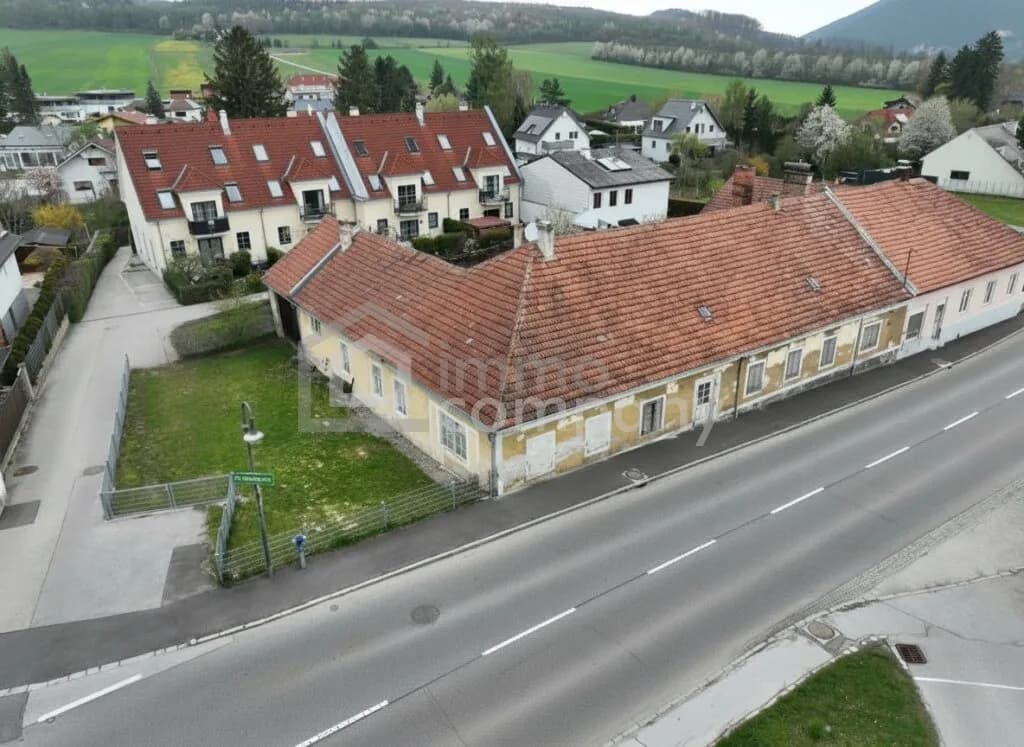 8-Zimmer-Haus kaufen in Mödling – 258 m², € 395.000