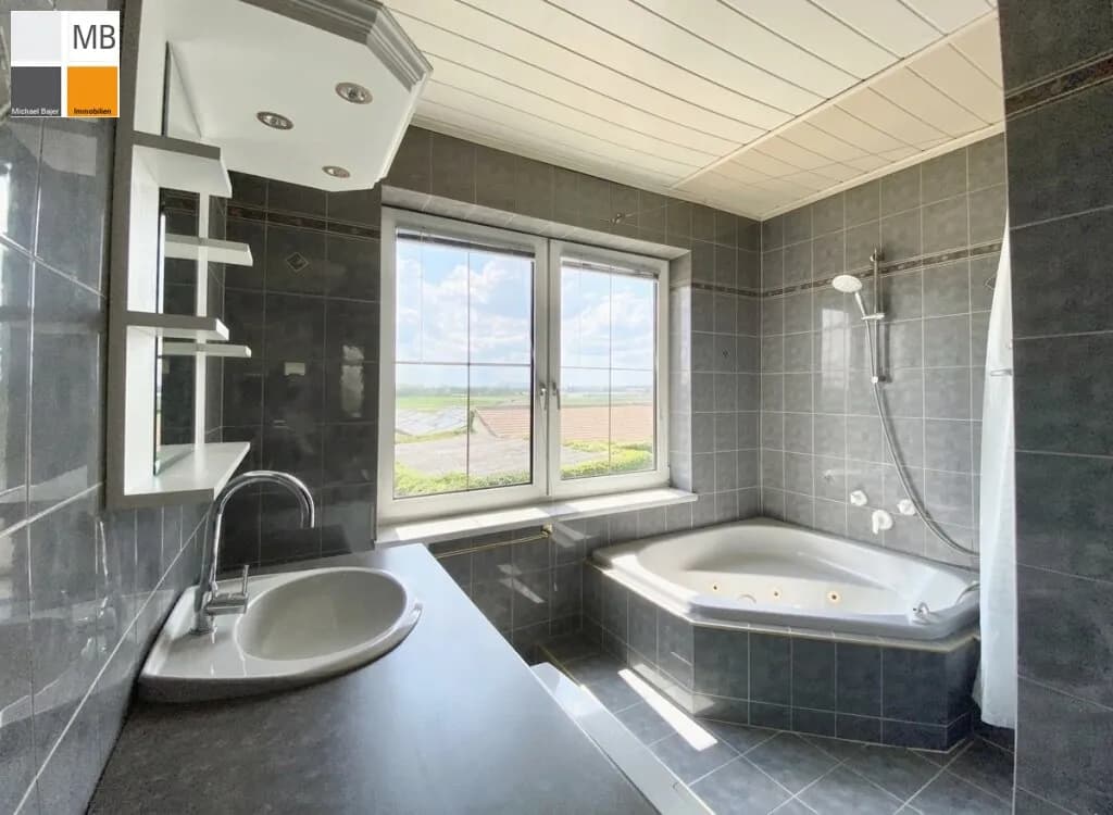 5-Zimmer-Gewerbeimmobilie kaufen in Bruck an der Leitha – 185,44 m², € 720.000 – Bild 22 von 36