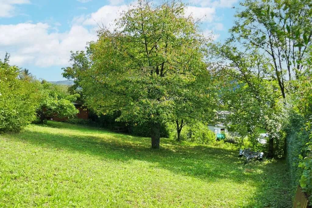 Grundstück kaufen in Tulln – 1 392 m², € 450.000
