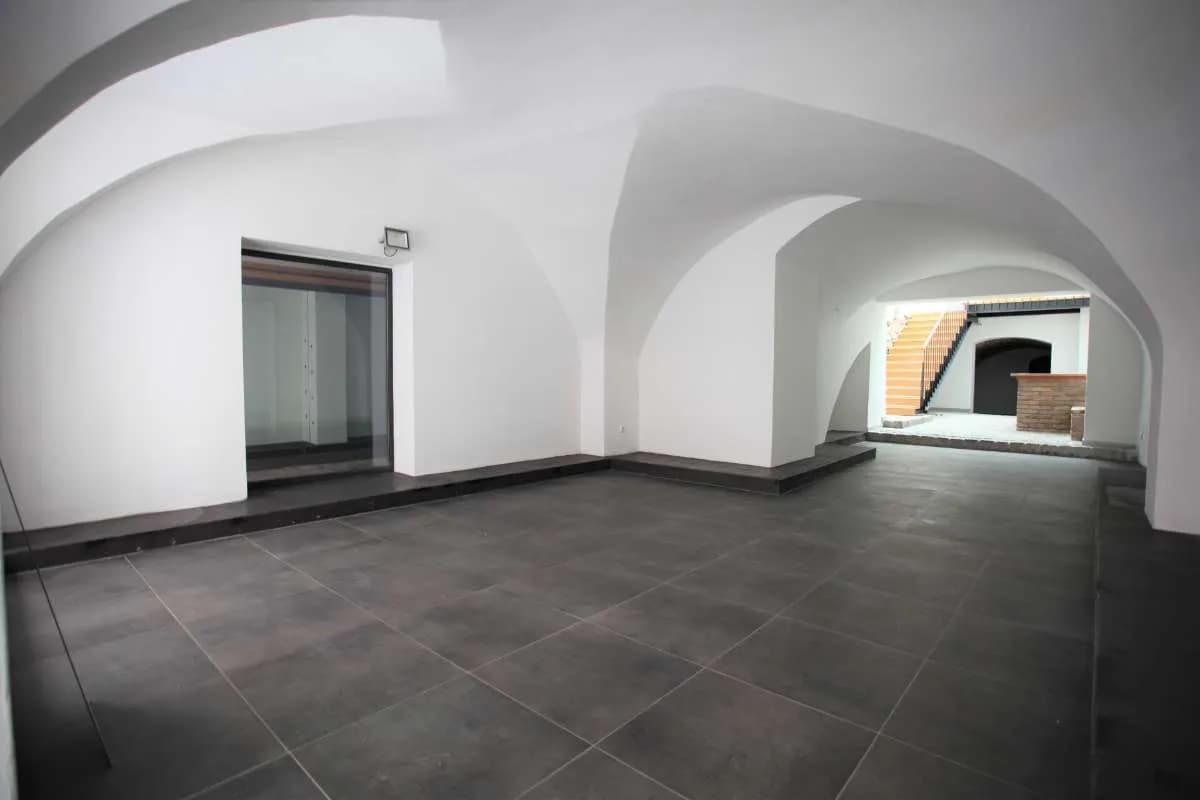 Gewerbeimmobilie mieten in Steyr – 257 m², € 2.367 – Bild 4 von 8