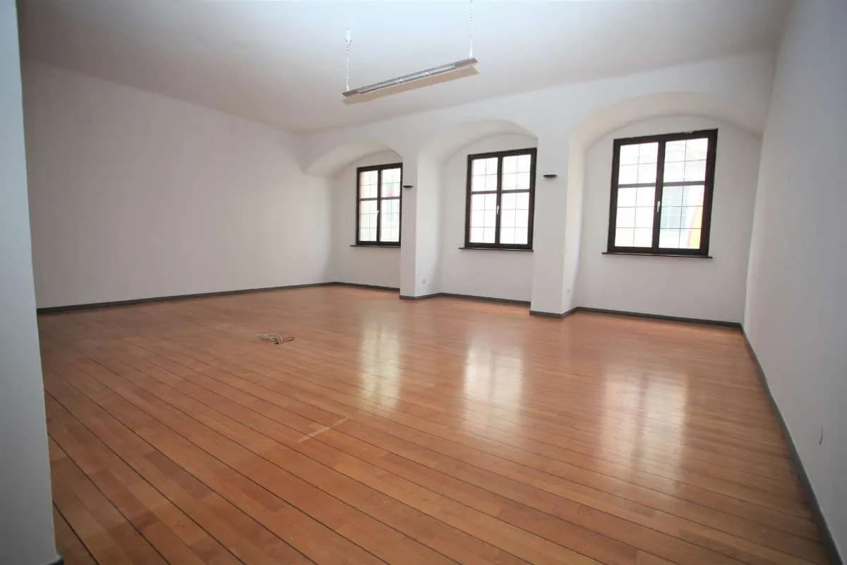 Gewerbeimmobilie mieten in Steyr – 257 m², € 2.367 – Bild 6 von 8