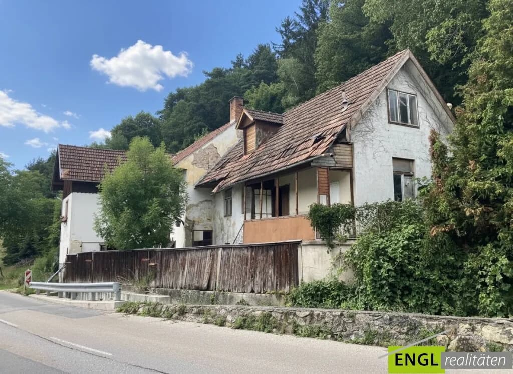 2-Zimmer-Gewerbeimmobilie kaufen in Neunkirchen – 73,68 m², € 87.000