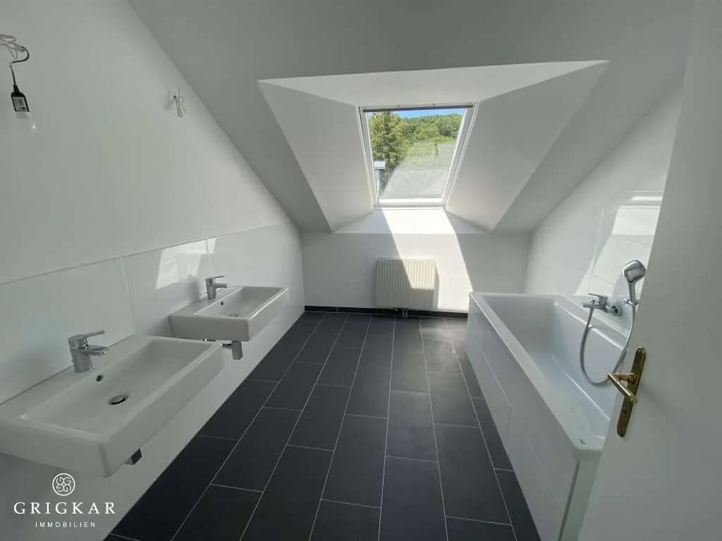 4-Zimmer-Wohnung mieten in Wien – 211,36 m², € 4.785 – Bild 12 von 28