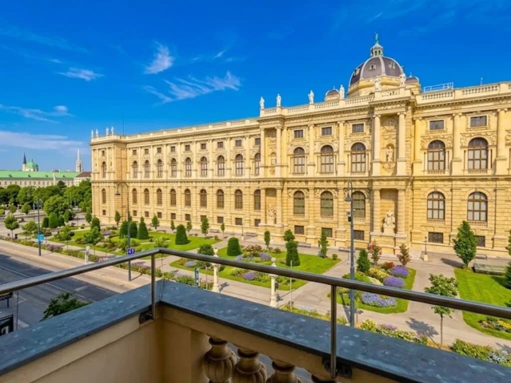 4-Zimmer-Wohnung mieten in Wien – 334,71 m², € 17.200 – Bild 6 von 8
