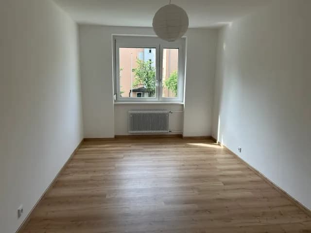4-Zimmer-Wohnung kaufen in Vöcklabruck – 92 m², € 255.000 – Bild 2 von 13