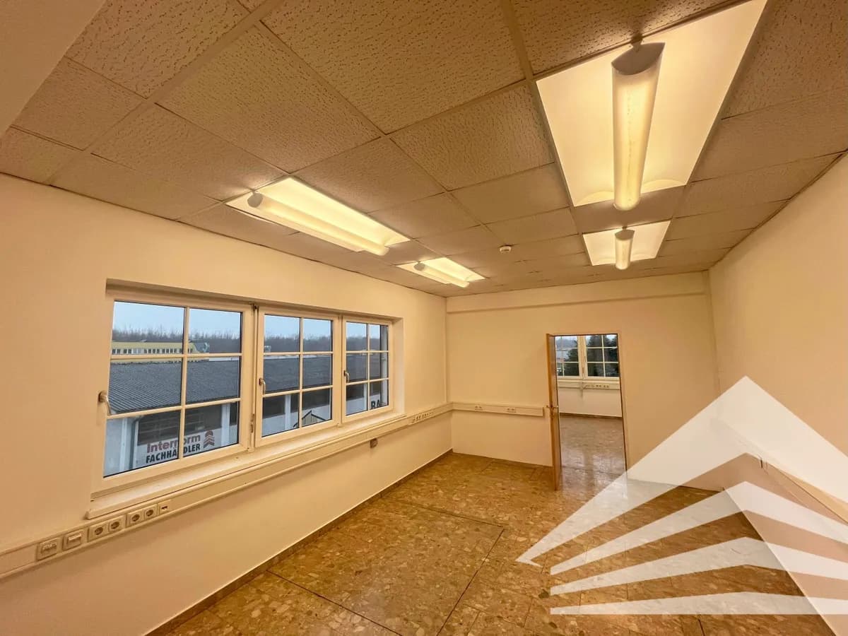 Gewerbeimmobilie mieten in Urfahr-Umgebung – 550 m², € 4.750 – Bild 4 von 10