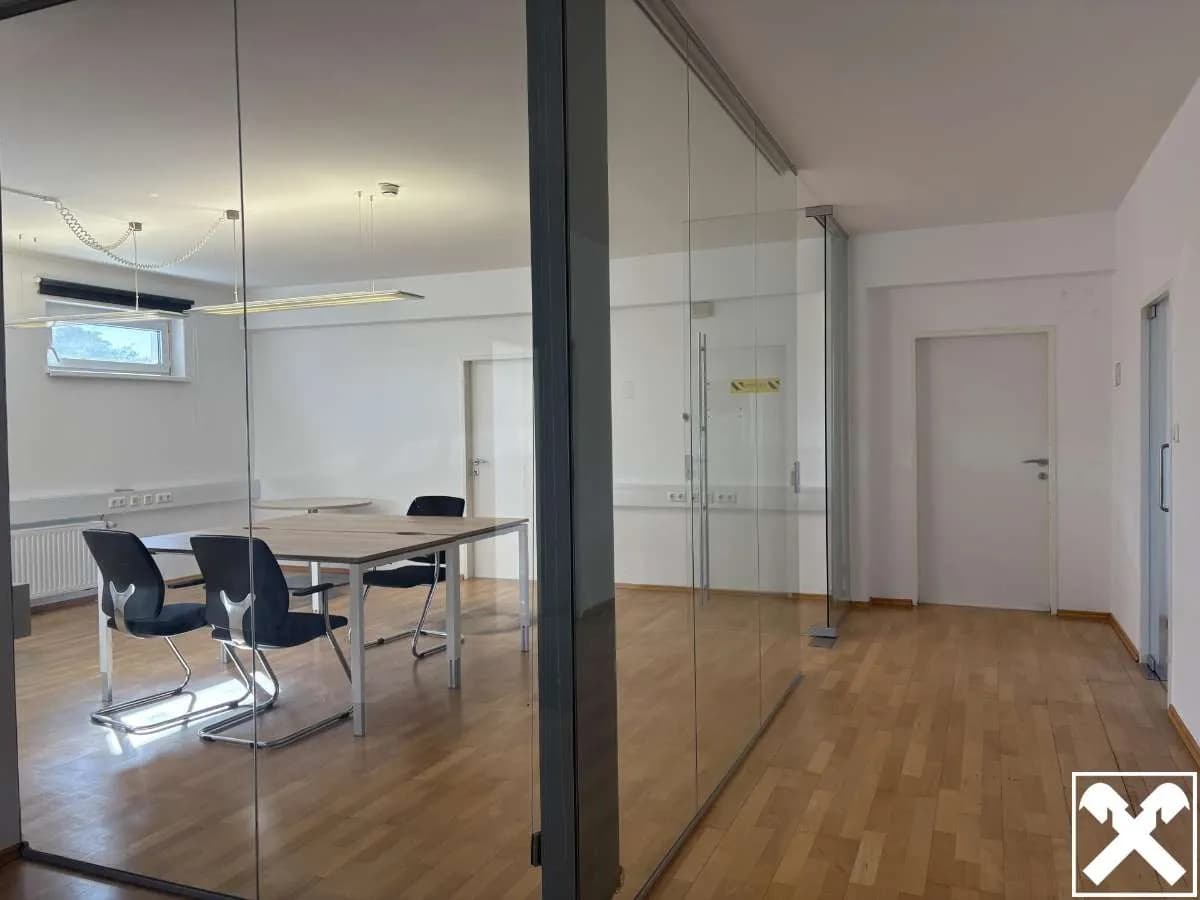 Immobilie mieten in Ried im Innkreis – 222 m², € 3.219