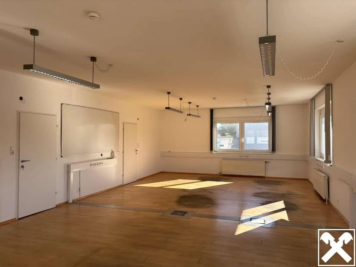 Immobilie mieten in Ried im Innkreis – 222 m², € 3.219 – Bild 4 von 7