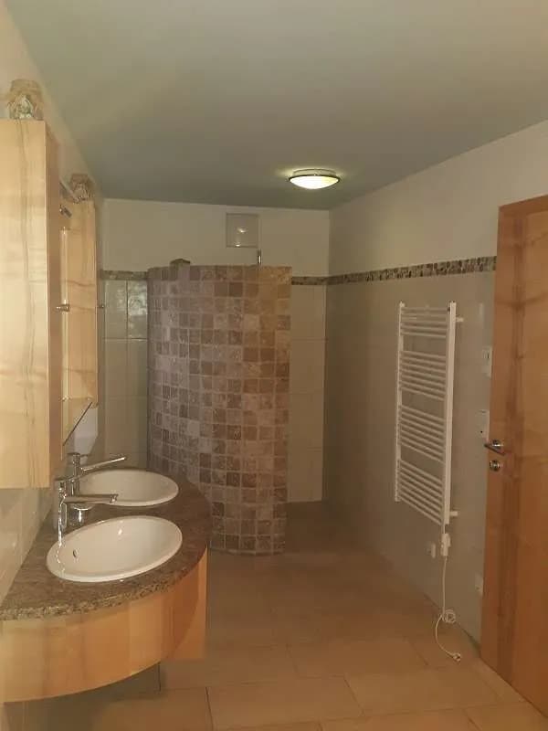 11-Zimmer-Wohnung mieten in Grieskirchen – 230 m², € 1.200 – Bild 8 von 15