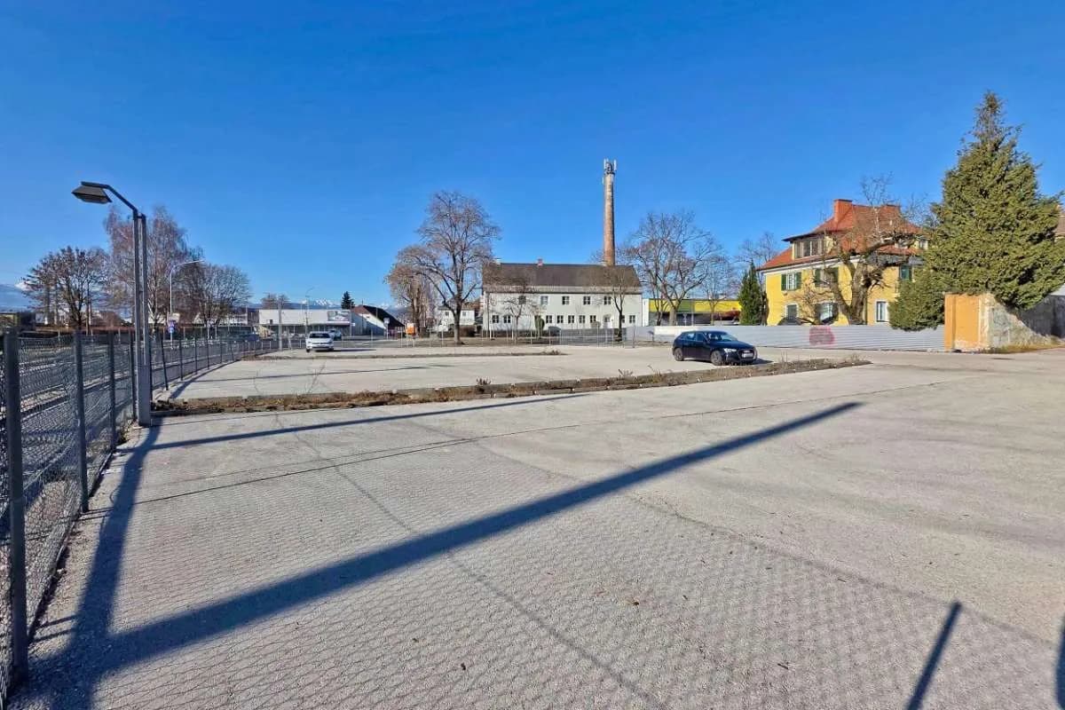 Immobilie mieten in Klagenfurt – 3 578 m², € 4.000