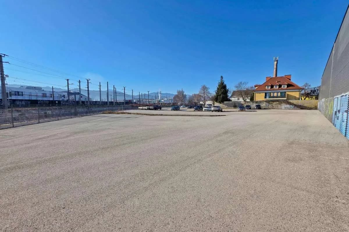 Immobilie mieten in Klagenfurt – 3 578 m², € 4.000 – Bild 4 von 7