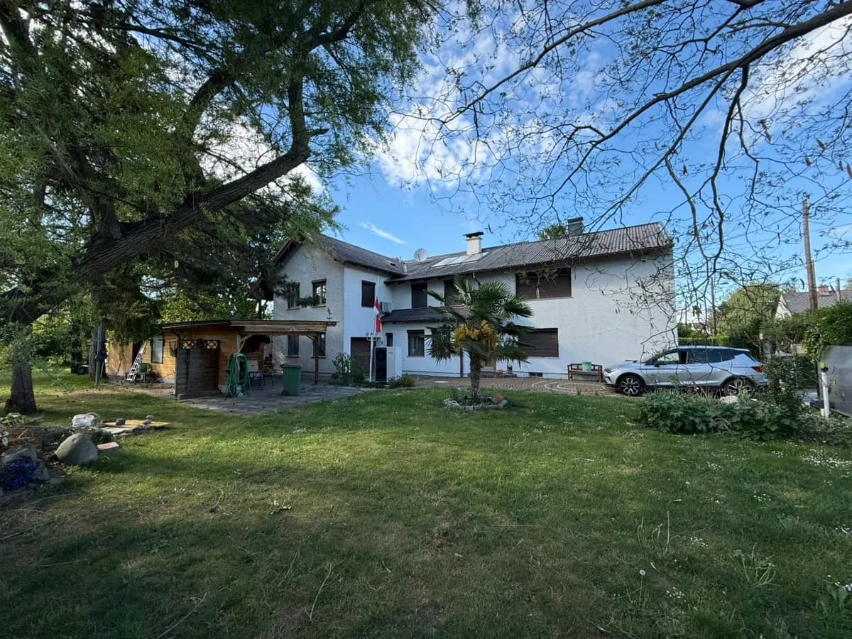 6-Zimmer-Haus kaufen in Wien – 150 m², € 320.000 – Bild 2 von 14