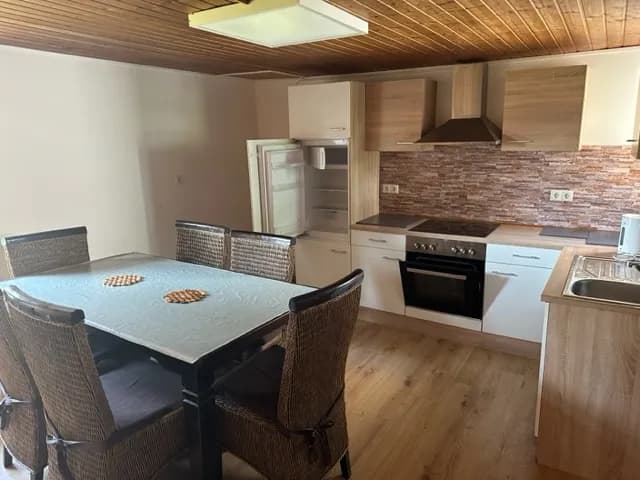 4-Zimmer-Haus mieten in Gänserndorf – 120 m², € 1.950