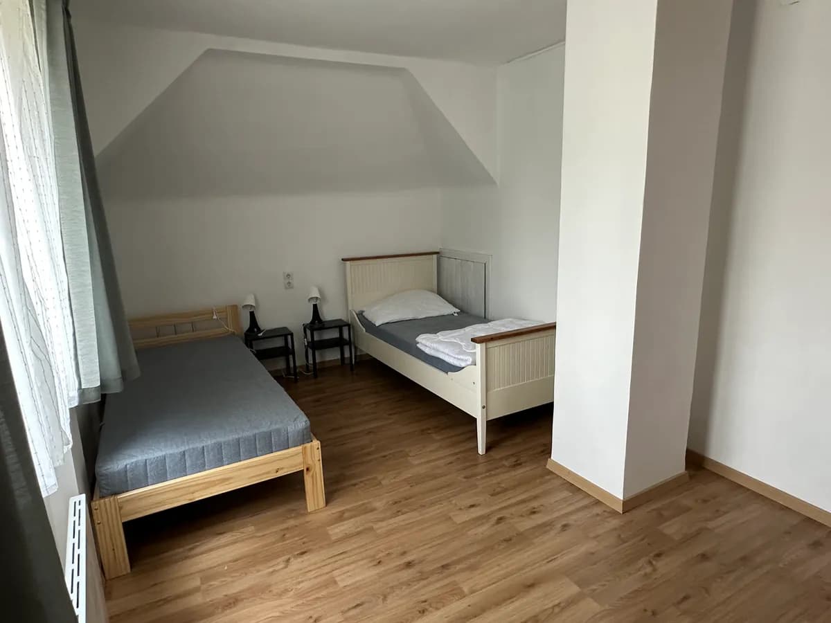 4-Zimmer-Haus mieten in Gänserndorf – 120 m², € 1.950 – Bild 5 von 6