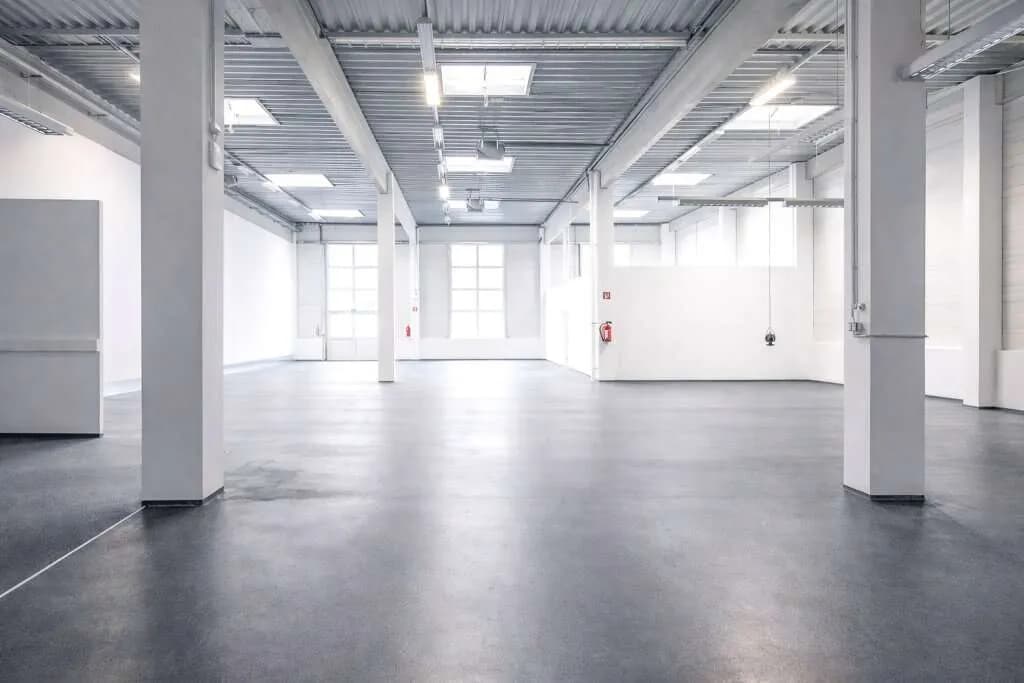 Gewerbeimmobilie mieten in Mödling – 650 m², € 6.170