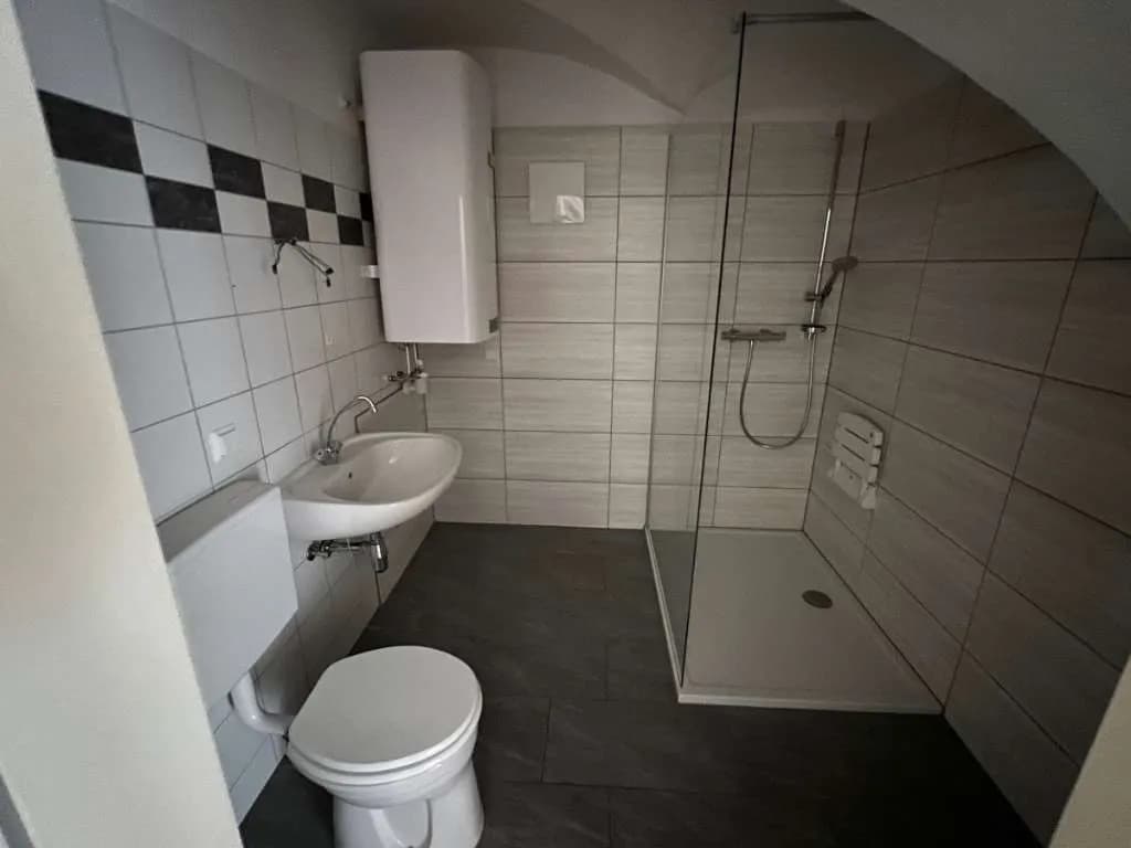 2-Zimmer-Wohnung mieten in Bruck-Mürzzuschlag – 68,28 m², € 732 – Bild 7 von 8