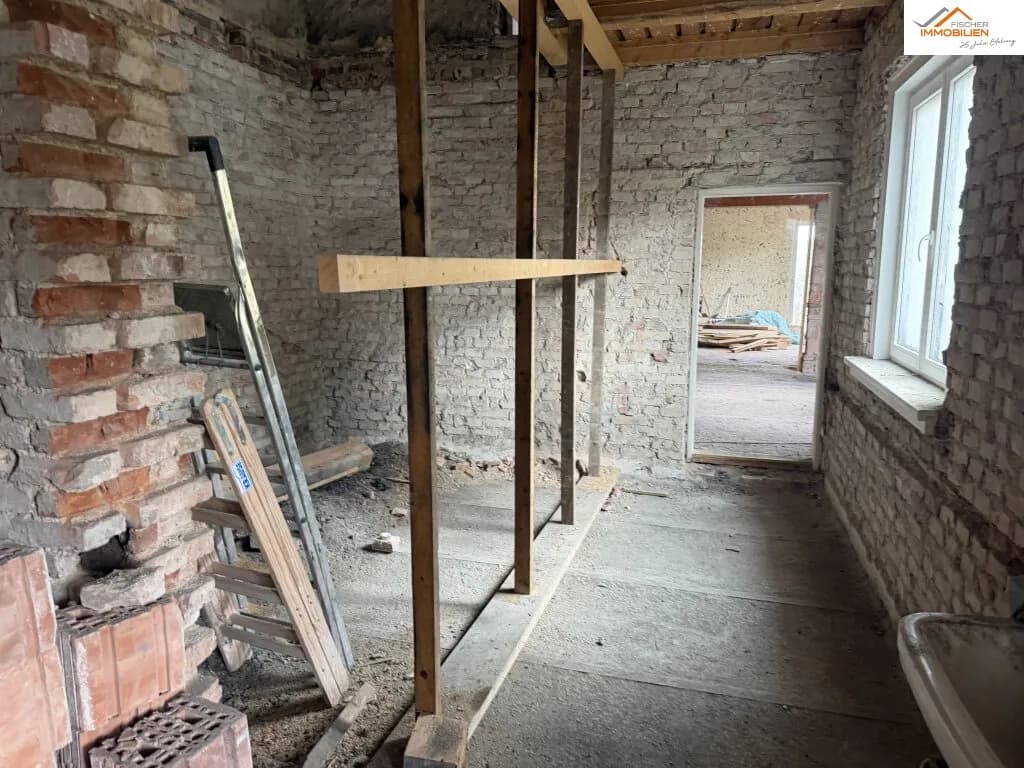 Haus kaufen in Neunkirchen – 247 m², € 95.000 – Bild 4 von 5