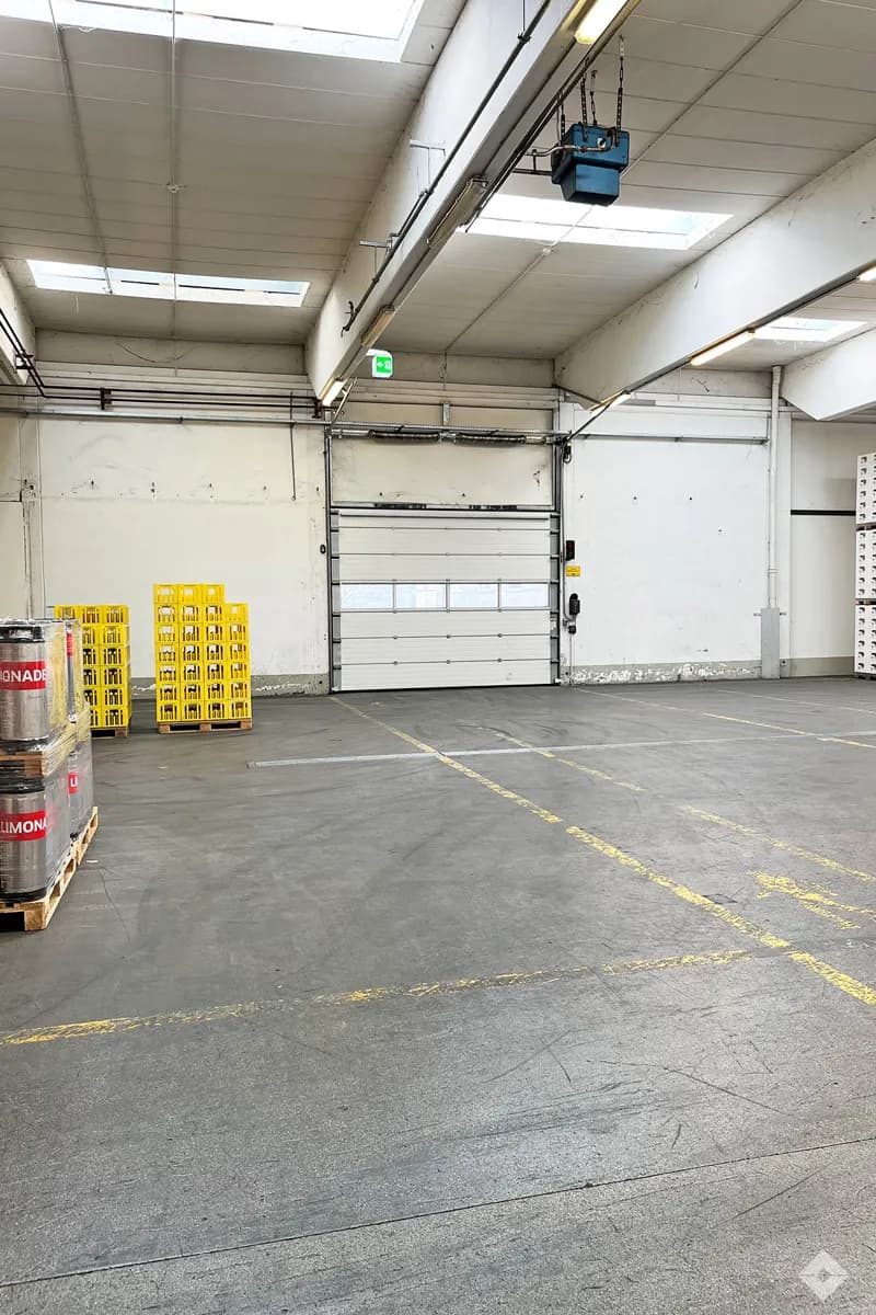 Gewerbeimmobilie mieten in Salzburg Stadt – 10 355 m², € 73.370 – Bild 4 von 9