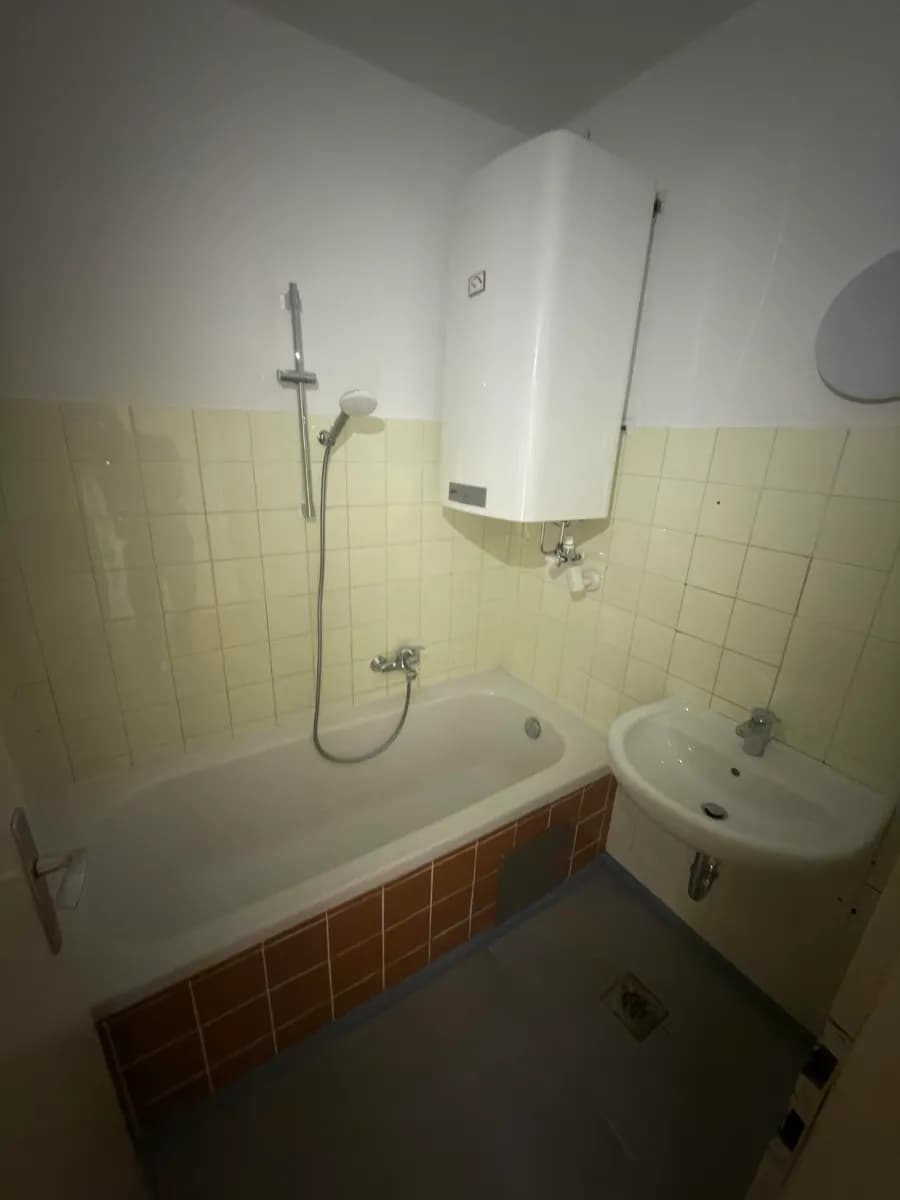 4-Zimmer-Wohnung mieten in Graz – 73,25 m², € 960 – Bild 8 von 8