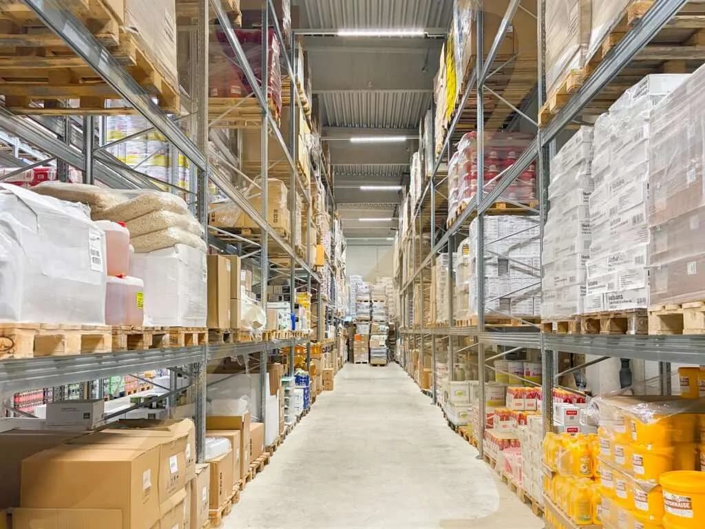 Gewerbeimmobilie mieten in Linz Land – 1 349 m², € 15.328