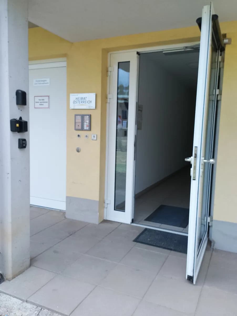 2-Zimmer-Wohnung mieten in Baden – 51 m², € 614 – Bild 23 von 26
