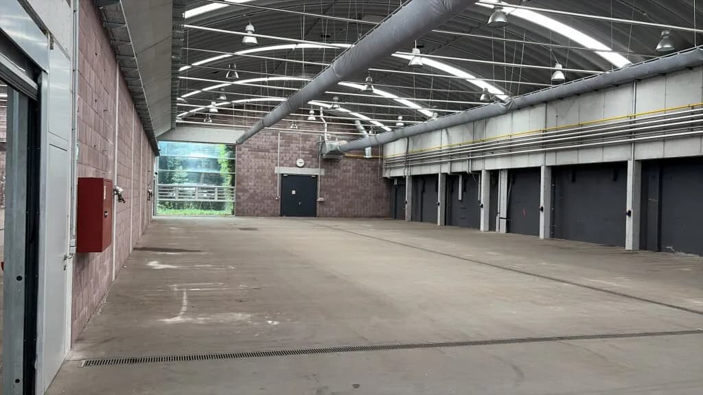 Immobilie mieten in Braunau am Inn – 1 586 m², € 4.631 – Bild 6 von 15