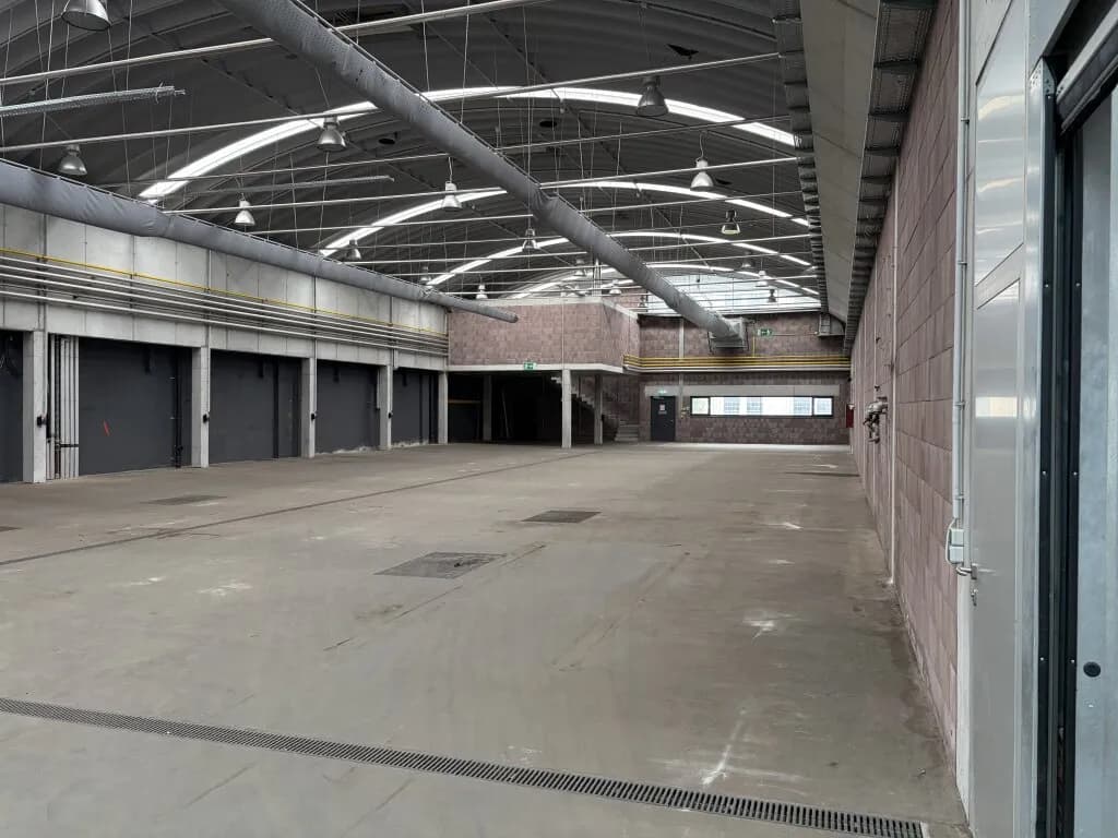 Immobilie mieten in Braunau am Inn – 1 586 m², € 4.631 – Bild 9 von 15