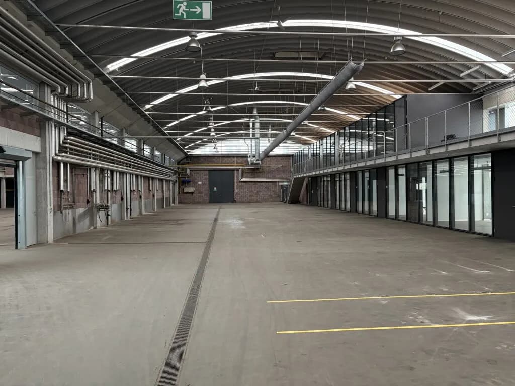 Immobilie mieten in Braunau am Inn – 1 586 m², € 4.631 – Bild 11 von 15