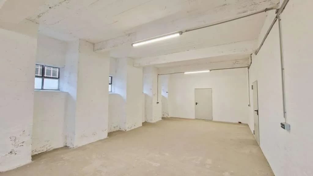 Gewerbeimmobilie mieten in Wien – 121 m², € 1.328 – Bild 2 von 10