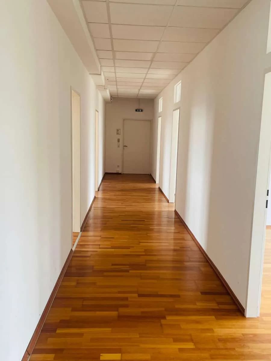 7-Zimmer-Gewerbeimmobilie mieten in Graz – 148 m², € 2.191 – Bild 3 von 6