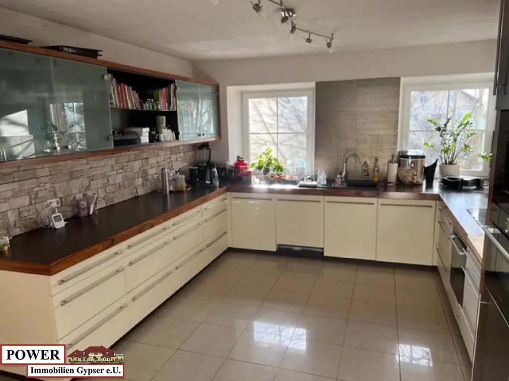 Gewerbeimmobilie kaufen in Ried im Innkreis – 450 m², € 950.000