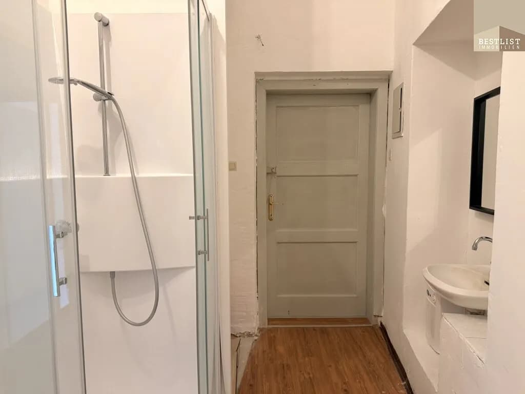 Gewerbeimmobilie mieten in Baden – 392 m², € 3.100 – Bild 8 von 32