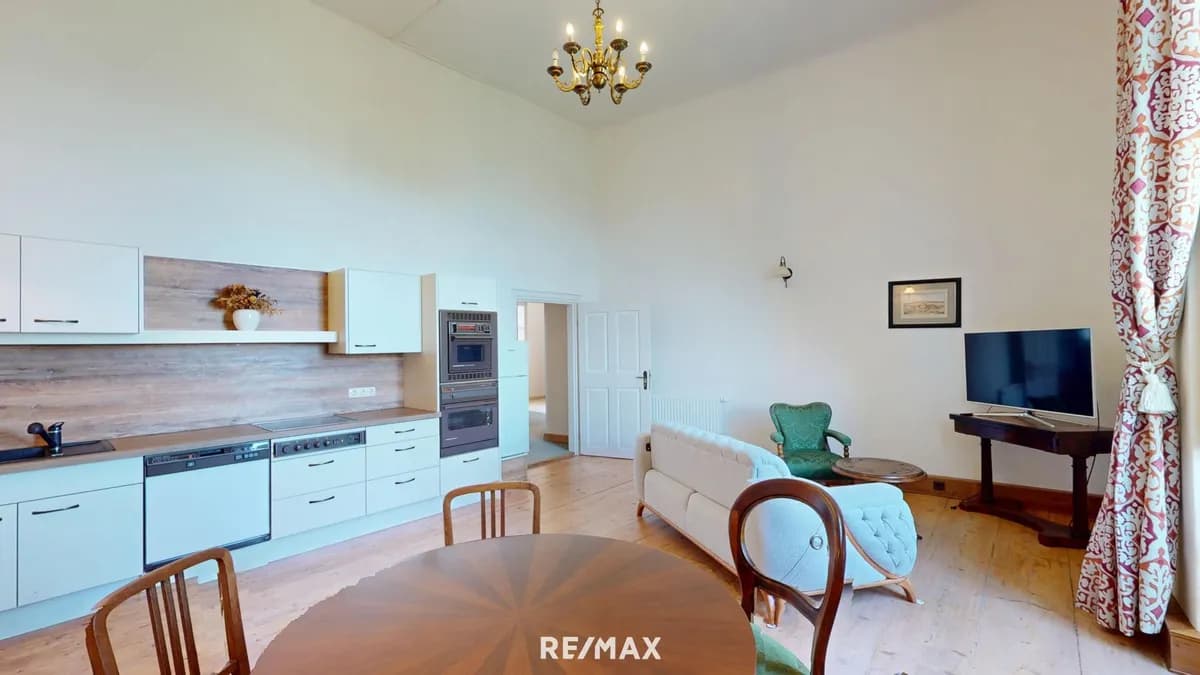 3-Zimmer-Wohnung mieten in Linz – 111 m², € 1.200