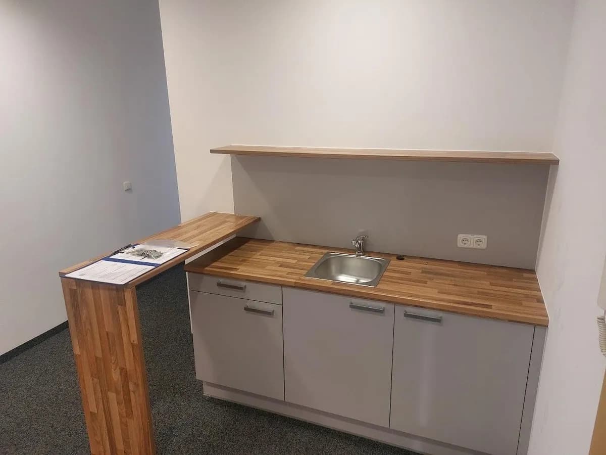 Gewerbeimmobilie mieten in Wels – 86 m², € 1.328 – Bild 3 von 13