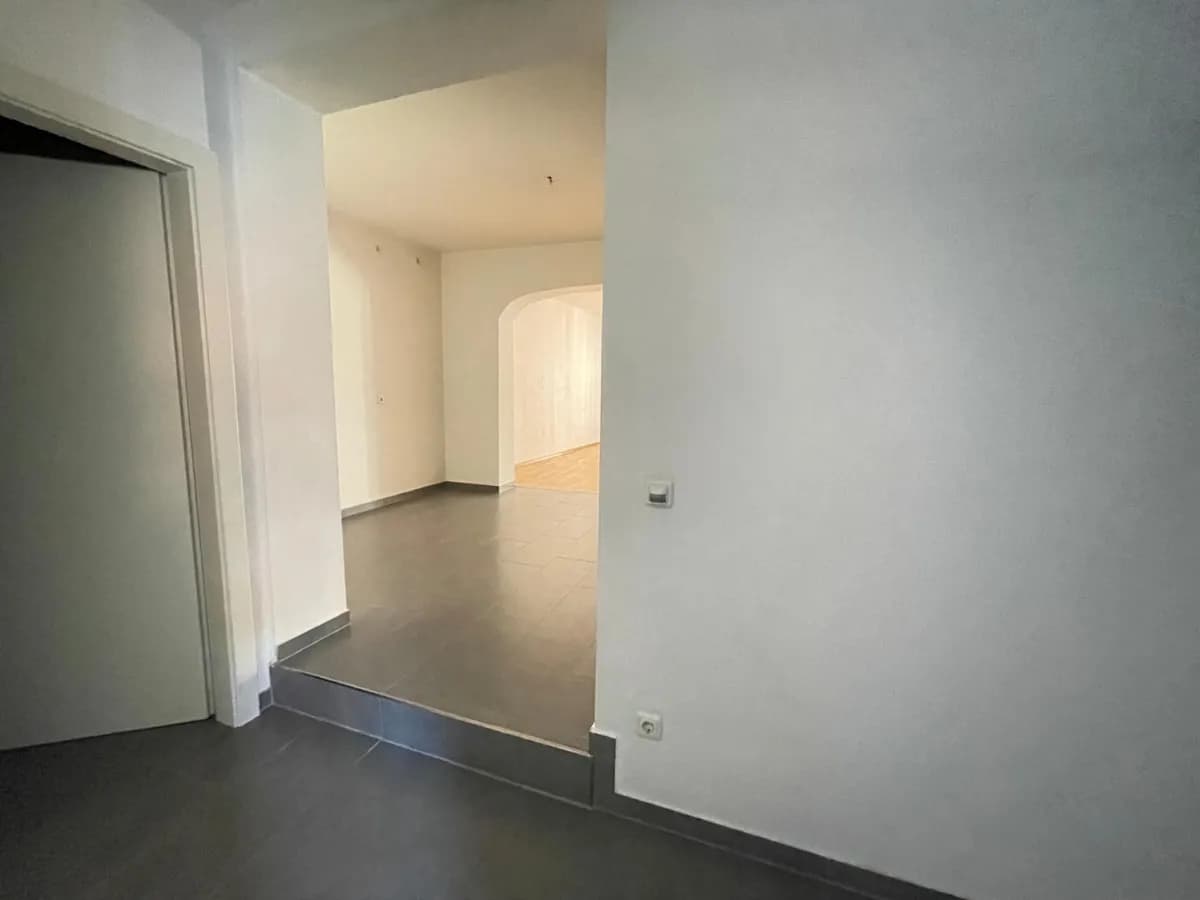 2-Zimmer-Wohnung mieten in Steyr – 79 m², € 909 – Bild 5 von 7