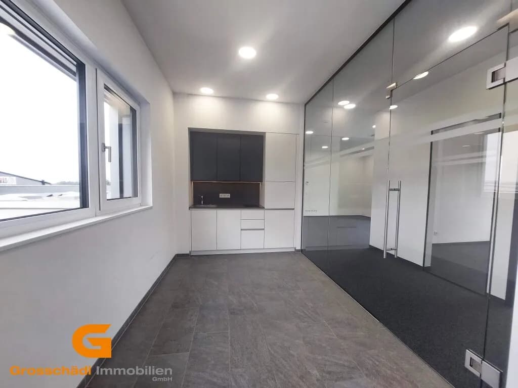 5-Zimmer-Gewerbeimmobilie mieten in Salzburg-Umgebung – 233 m², € 3.169 – Bild 3 von 5