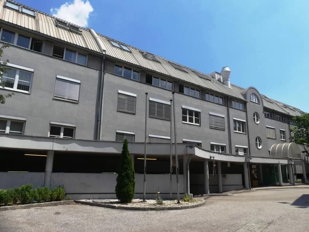 Gewerbeimmobilie mieten in Linz – 71 m², € 1.130 – Bild 8 von 13