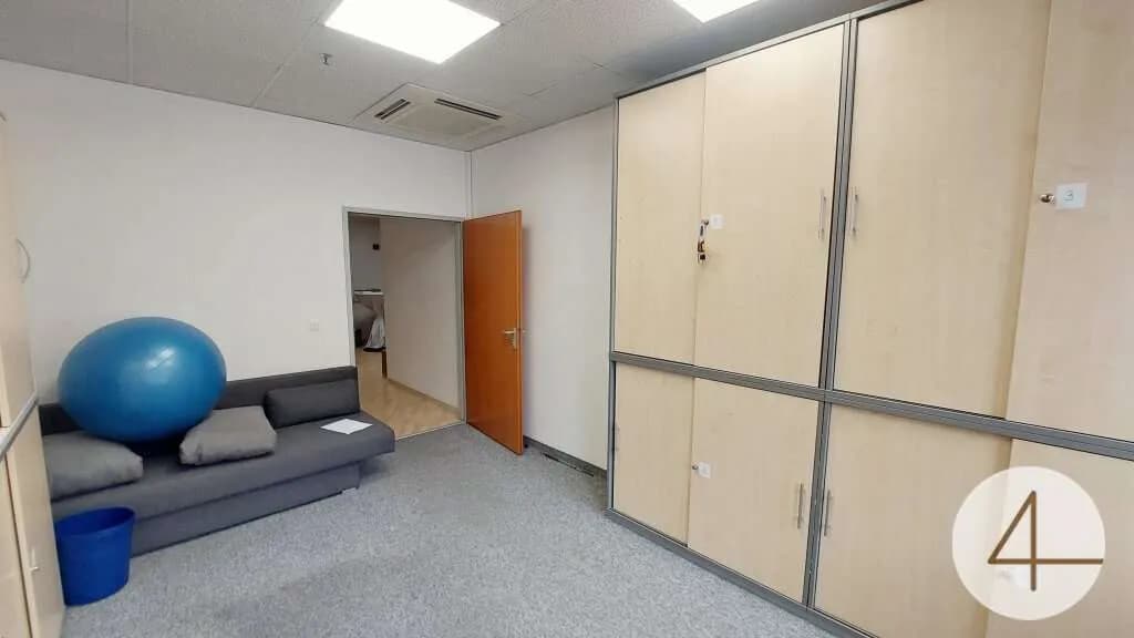 Gewerbeimmobilie mieten in Sankt Pölten – 124 m², € 1.488 – Bild 8 von 10