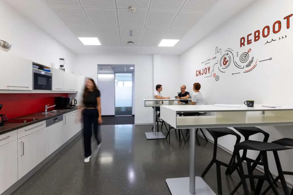 Gewerbeimmobilie mieten in Linz – 97 m², € 13 – Bild 8 von 10