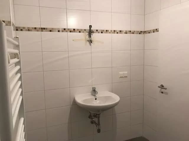 3-Zimmer-Wohnung mieten in Neunkirchen – 100 m², € 875 – Bild 7 von 12