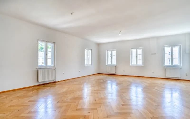 5-Zimmer-Wohnung mieten in Salzburg Stadt – 186 m², € 3.950 – Bild 2 von 8