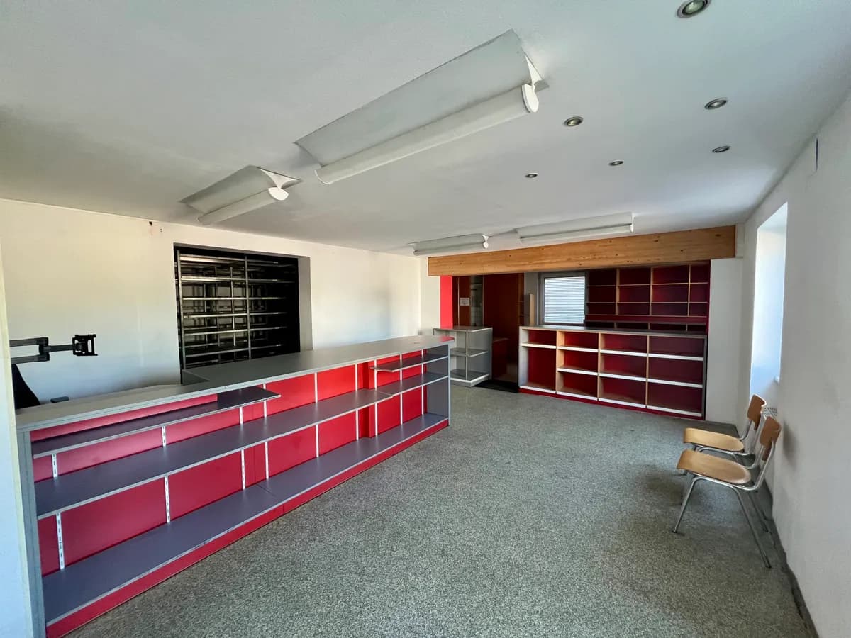 Gewerbeimmobilie mieten in Vöcklabruck – 1 200 m², € 3.500 – Bild 13 von 15