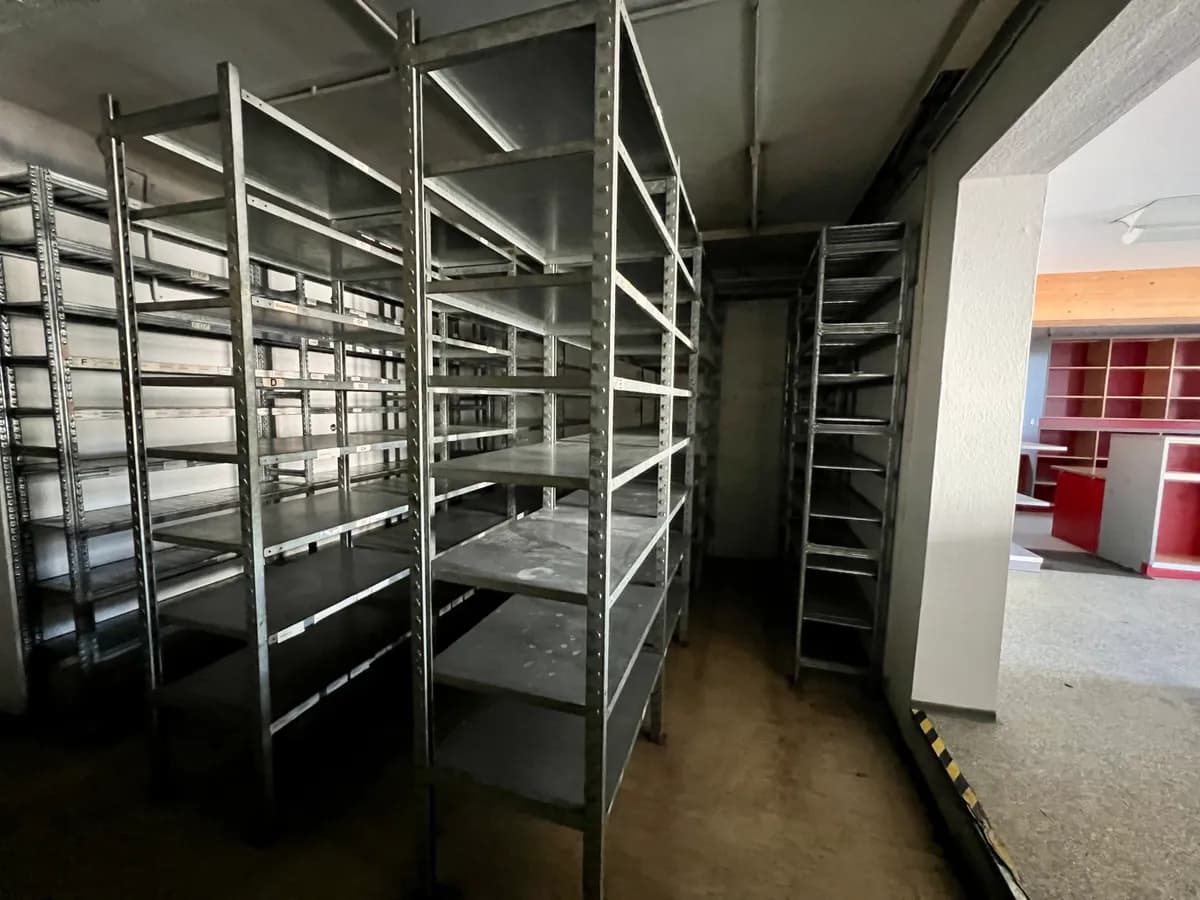 Gewerbeimmobilie mieten in Vöcklabruck – 1 200 m², € 3.500 – Bild 14 von 15