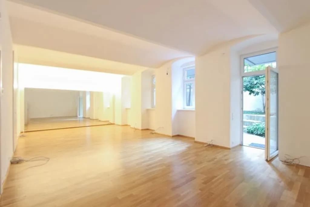 Gewerbeimmobilie mieten in Wien – 285 m², € 2.658 – Bild 1 von 12