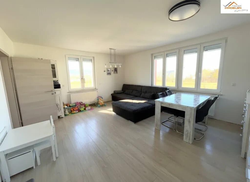 3-Zimmer-Wohnung kaufen in Neunkirchen – 72,69 m², € 149.000 – Bild 2 von 6