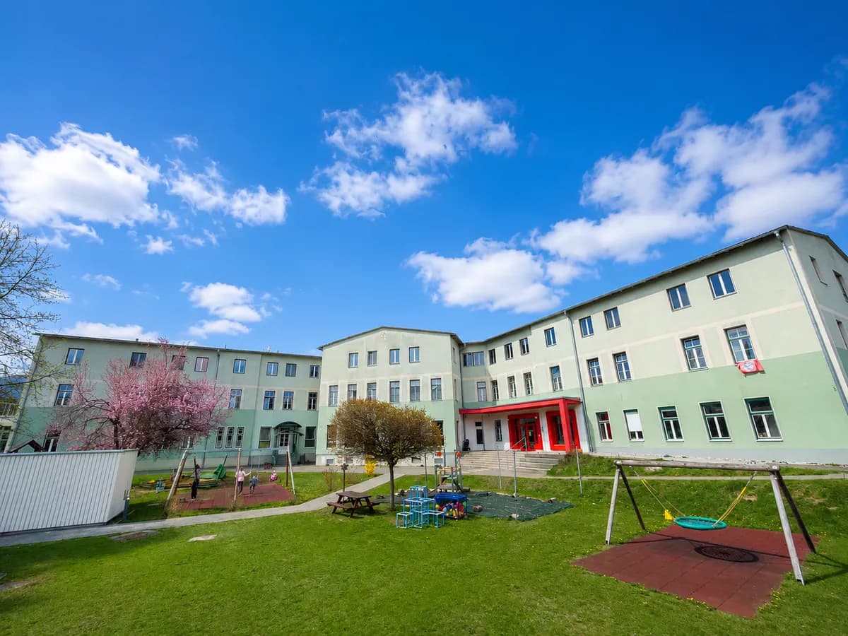 Gewerbeimmobilie kaufen in Leoben – 3 000 m²