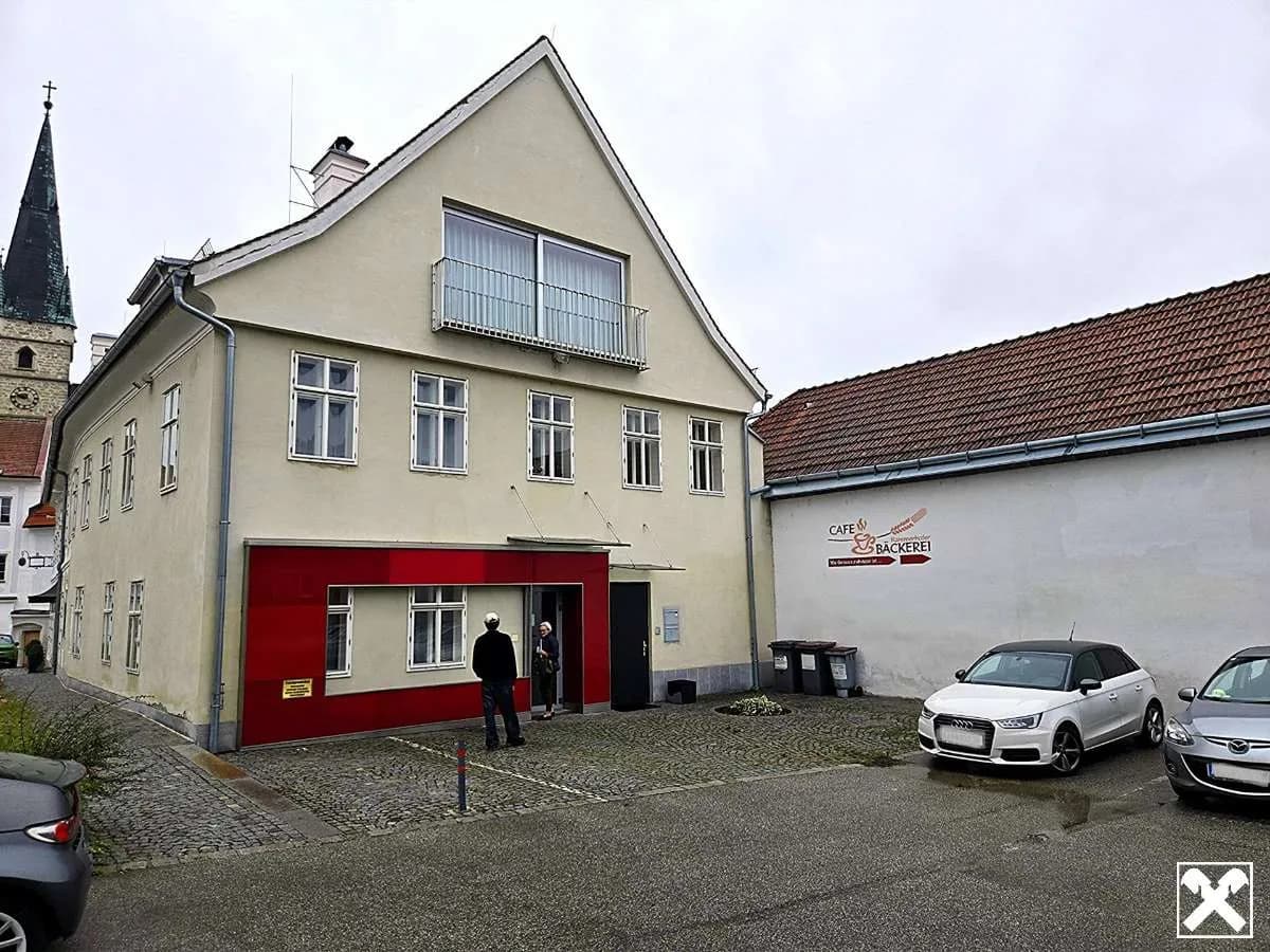 10-Zimmer-Gewerbeimmobilie mieten in Amstetten – 233 m², € 7 – Bild 4 von 26