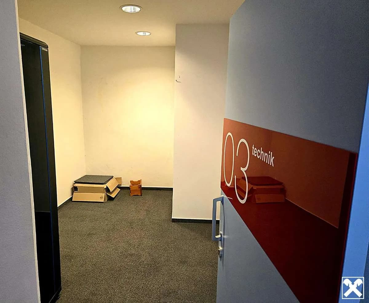 10-Zimmer-Gewerbeimmobilie mieten in Amstetten – 233 m², € 7 – Bild 10 von 26