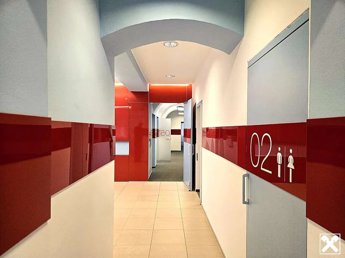 10-Zimmer-Gewerbeimmobilie mieten in Amstetten – 233 m², € 7 – Bild 13 von 26